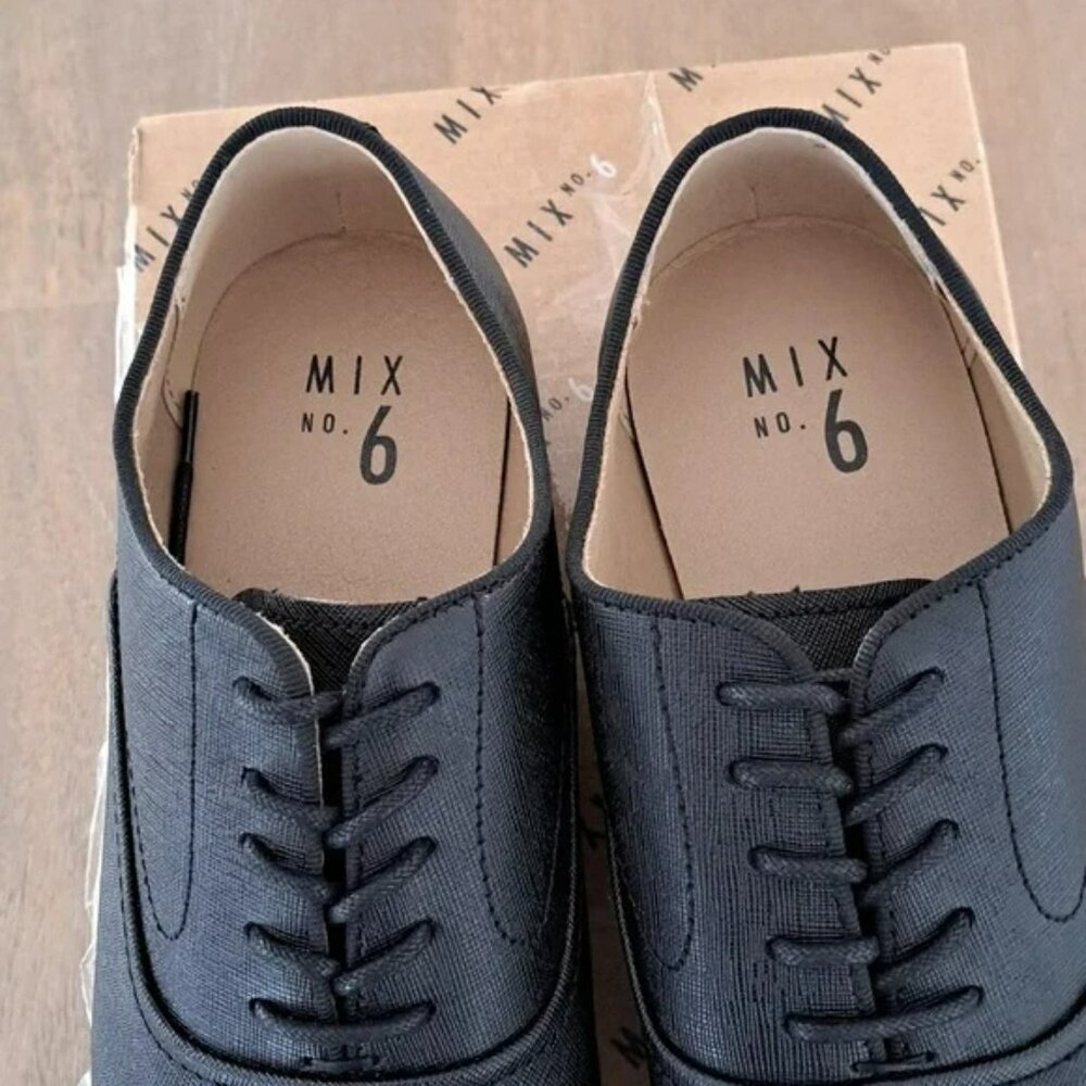 Mix No. 6 Neze Oxford - Color: Black - Size: 9.5 - Picture 3 of 9